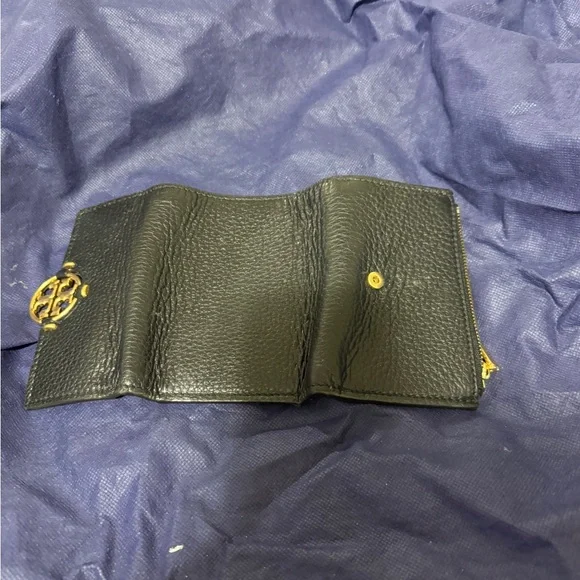 Tory Burch Black Leather Card Holder with Gold Emblem - Picture 3 of 3